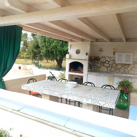 I Trulli D'A Ross Villa Ceglie Messapica Eksteriør bilde