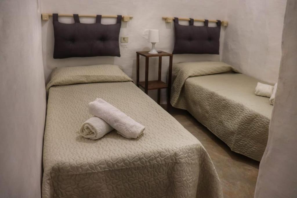 I Trulli D'A Ross Villa Ceglie Messapica Eksteriør bilde