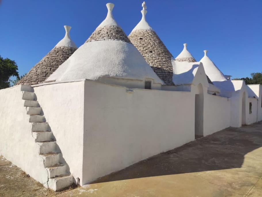 I Trulli D'A Ross Villa Ceglie Messapica Eksteriør bilde